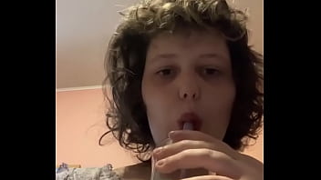 My best friend sucking a dick sraw