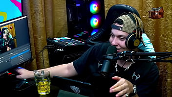 Mari ávila Fica Peladinha No Podcast Tirou Tudo Oque Você Faria No Lugar Do Ruan Podcast Pápum No Barraco thumbnail