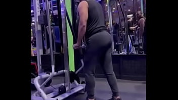 Cambiando para ustedes y tú me ayudarías con la barra desde atrás