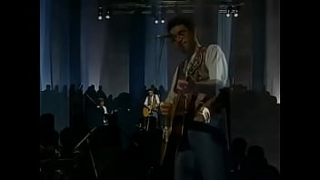 Metal contra as núvens