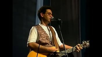 Metal contra as núvens