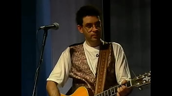 Metal contra as núvens