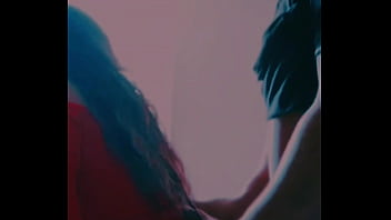 Prima lejana viene de vacaciones la muy puta solo viene a follar