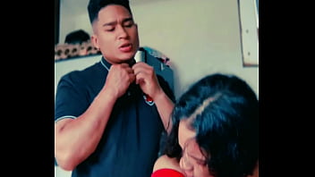 Prima lejana viene de vacaciones la muy puta solo viene a follar