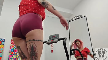 Treadmill chubby girl exersices short tights big ass