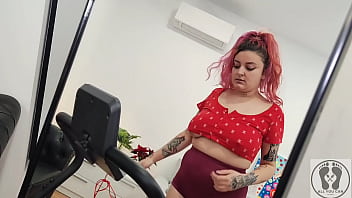 Treadmill chubby girl exersices short tights big ass