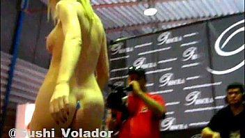 Miss Lynna En La Expo Sexo 1 thumbnail