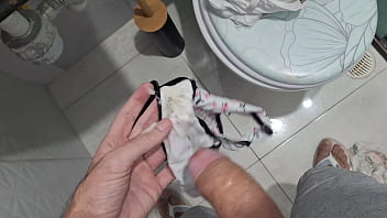 I masturbate and ejaculate in my sister in law's panties