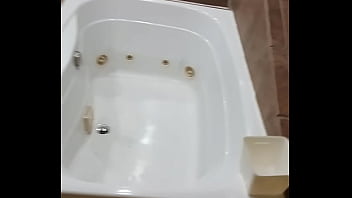Hot tub sex