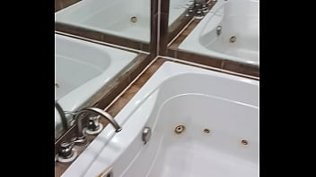 Hot tub sex