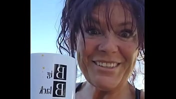 Happy friday the gloomy days have been replaced with some pretty blue skies and perfect temperatures have a wicked week