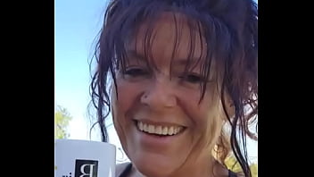 Happy friday the gloomy days have been replaced with some pretty blue skies and perfect temperatures have a wicked week