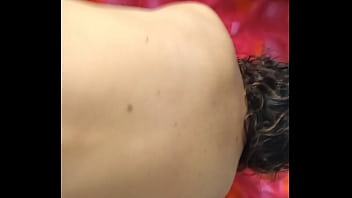 Me meten todo y se viene dentro de mi