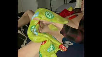 Je me masturbe des heure sans me faire éjaculer jusqu’à se que je soit pus capable hummm