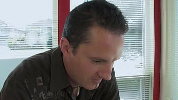 A recently pregnant girl is looking on the web for a man for an occasional sex