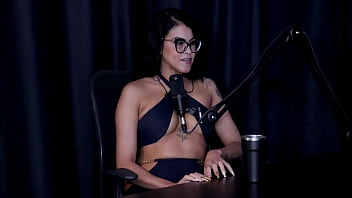 Contou Como Começou Teve Insegurança Nos Filmes De Produtora E A Internet Mudou A Vida Das Pessoas Mas Bia Hot Preliminares Podcast Watch Sheer Red thumbnail