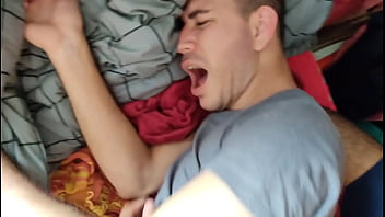 Machos Me Comendo Gostoso thumbnail