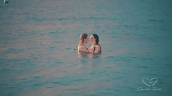 It's olive gee & charlie forde falling in love at the beach promo