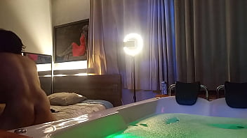 Elchicodelpeinadofollador hacemos cochinadas antes de la bañera