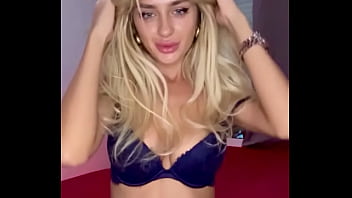 Spontaneous aussie wild keeping things exciting