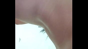 Encontro com novinha safada do tinder mamou até o talo depois levou no cuzinho