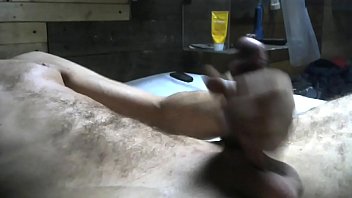 Rasierten Schwanz Massiert thumbnail