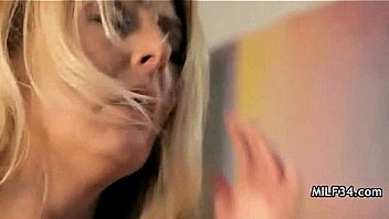 Juicy pussy on horny milf