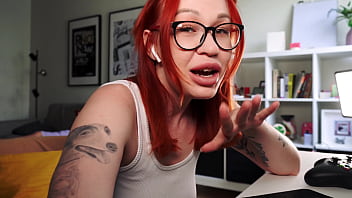 Horny redhead stepsister receives the best oral