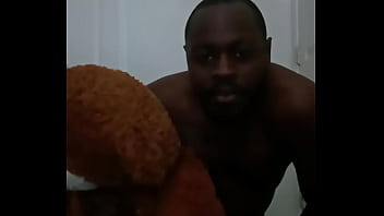 Similar colors to creamy peanut butter 1