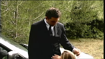 Monica sweetheart blows her guy outside on the car