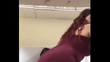 Gosta dançando até o chão