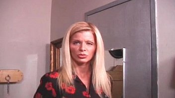 Hot sexy nice body blonde milf gets