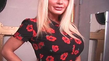 Hot sexy nice body blonde milf gets