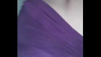 Gozando e mijando no cu da puta