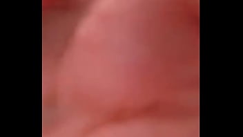 Bucetuda branquinha na cam