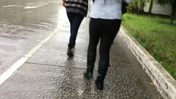 Bota e legging da novinha