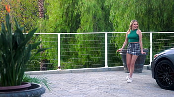 Young petite squirter coco lovelock enjoys a fresh facial