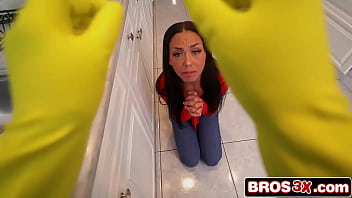 Step dad shows ebony stepdaughter how it's done with his huge dick