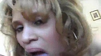 Busta nut on her face