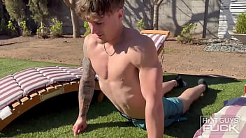 Who’s having fun watching all the live action at the #hotguyshouse more models are moving in today an