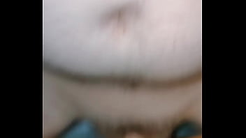 Mi esposo me coge muy rico y terminó teniendo un orgasmo