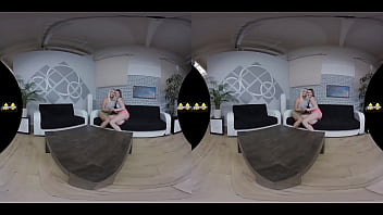 Vr golden girls with cayla amanda hill by virtual pee Vr golden girls with cayla amanda hill by virtual pee