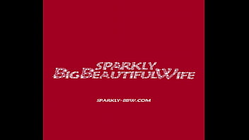 A nice plug play with a dick rubbing her clit fpr sparklybbw