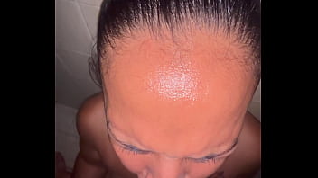 Un poco de orín en oral