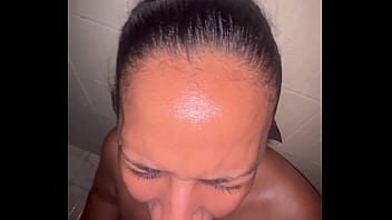 Un poco de orín en oral