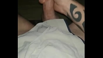 Cuando Estamos Cachondos Mi Hermano Y Yo Hacemos Video Pajas thumbnail