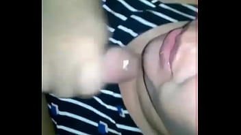 Tomando leite de pica