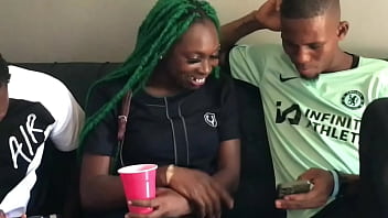 A chat with my model before i served them both my meaty pussy