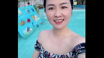 Helen Lam Ngoc Nhi thumbnail