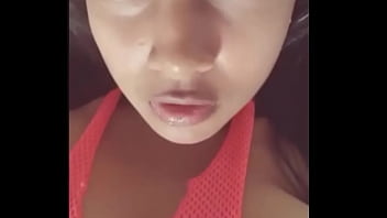 2 em 1 morena e loira cairam na net video